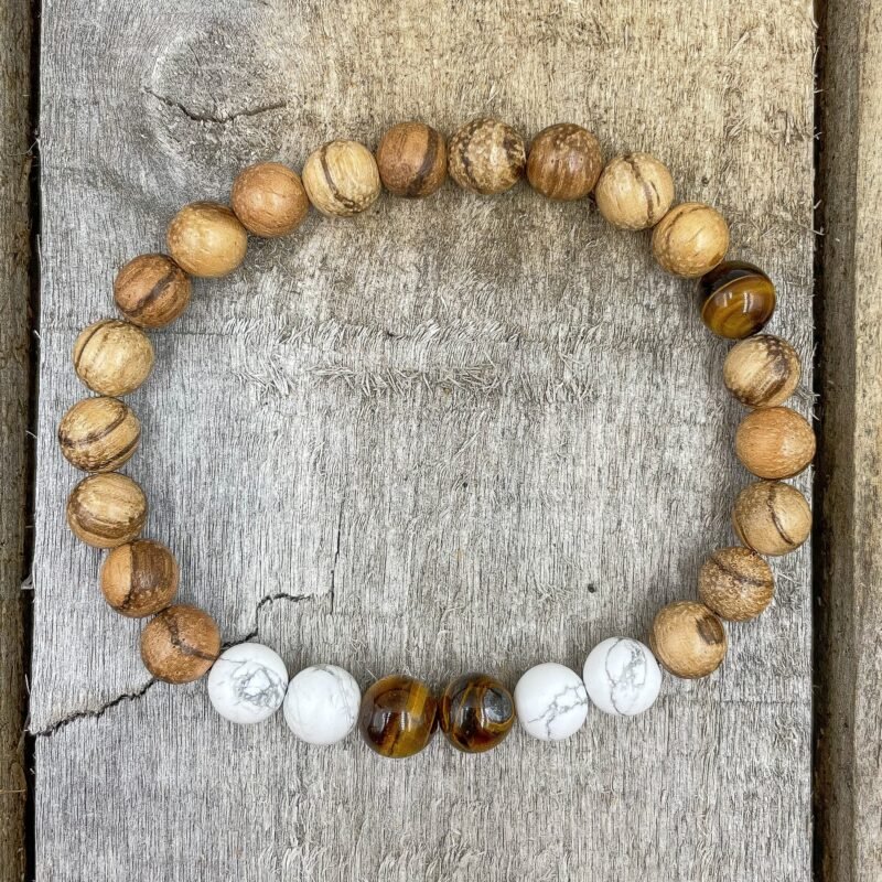 Central - Tigers Eye, White Howlite, & Sandalwood Mala Beaded Bracelet - 图片 4