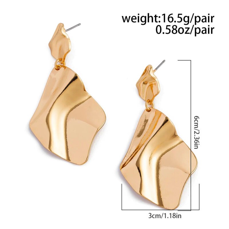 Ingemark Vintage Irregular Pleated Metal Drop Earring for Women - 图片 5