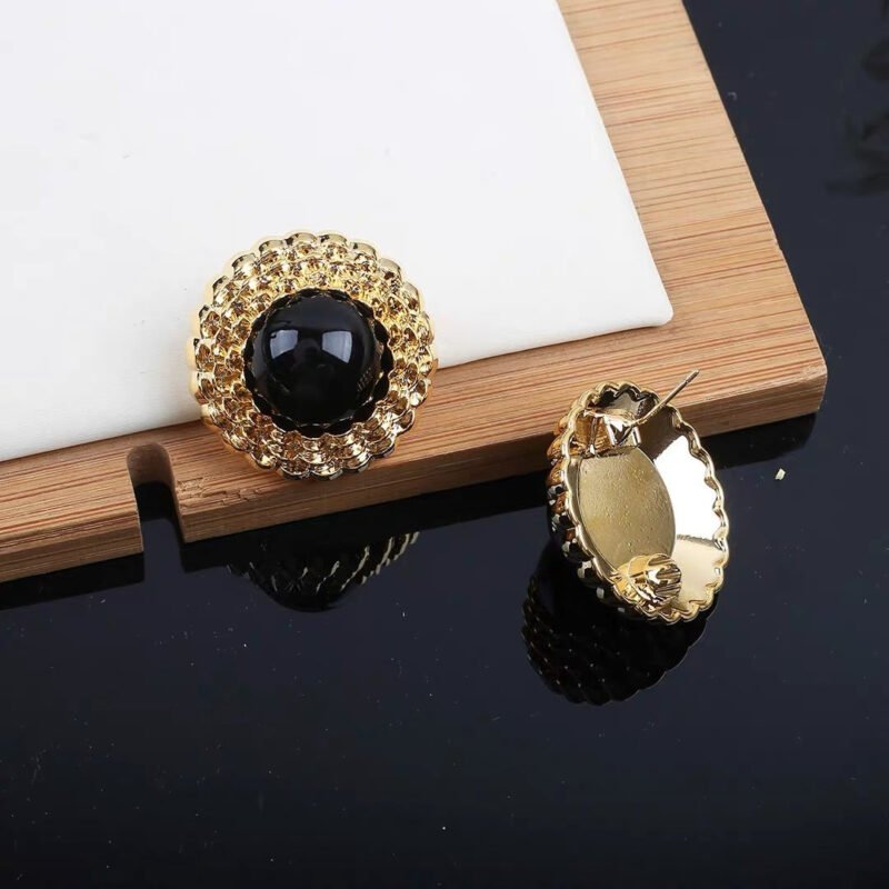 Three-dimensional round button red earrings   for women - 图片 2