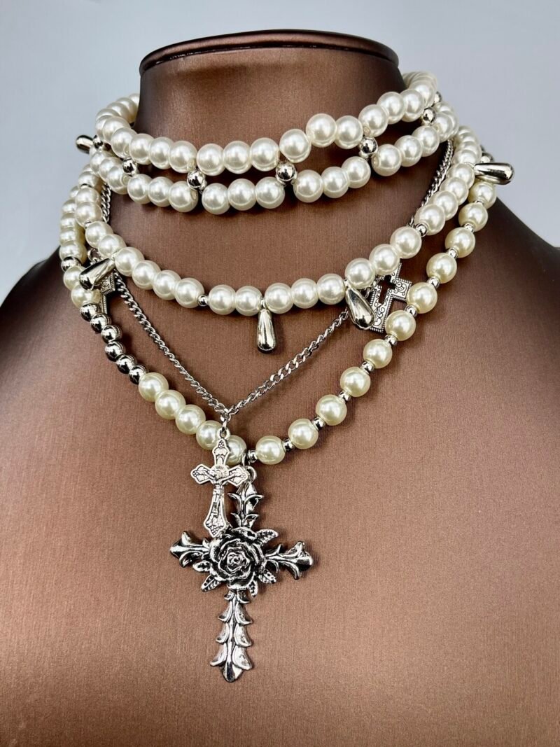 "Rosary light" three-piece necklace set